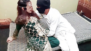Indian Desi Bhabhi Friend ki Shadi py Jany sy Pehly Dever ka Lund Mu mai Dal k Chupy Lgaye Pani Nikal Diya Desi Sex Hindi Audio