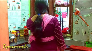 Hot Maid Fuck In Kitchen. कामवाली बाई की किचन में चुदाई।