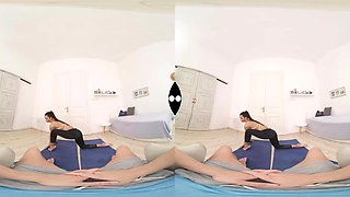 Sexercise With Hot Stepdaughter Lia Lin - YogaVR