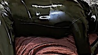 Giant Strap-on Destroys Gigi's Cunt