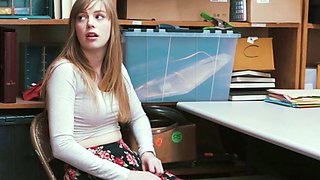 She Doesn't Want To Be Fucked By Officer