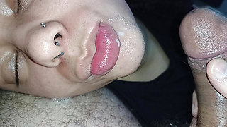 EATING CREAMPIE THAT'S WHAT SHE LOVES, JERKING COCK UNTIL CREAMPIE SPURTS IN HER MOUTH