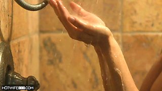 Hotwifexxx - jumpy small black wife nails bbc while spouse is away (Cecilia Lion)