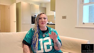 Chilling with Livie Blainn in a cozy interview about her experiences
