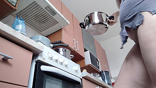 Sexy Naked Wife Preparing Food in the Kitchen. Hairy Brunette, Big Ass, Big Tits.