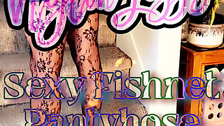 MissyNylonLeggs - Sexy Fishnets & High Heels