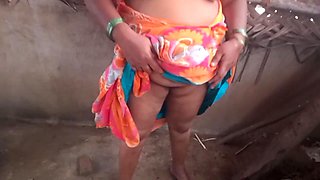 Tamil Housewife Big Boobs Show in Village House