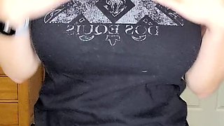 Leann amateur beautiful brunette with big boobs