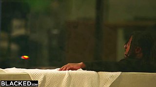 BLACKED Exhibitionist Naomi fucks BBC for voyeur neighbor