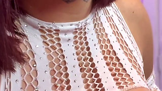 Chilean busty and big ass gives you a massage until you (JOI Espa&ntilde;ol)