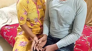 Hot Sex Girl Is Sharing His Wife For The First Time In An Indian