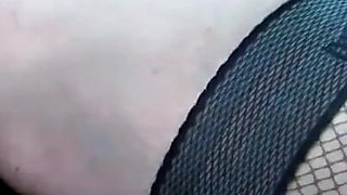 Big ass fishnet chick anally fucked in a car