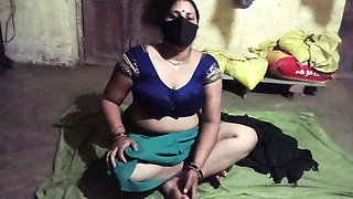 Desi Bhabhi Nude Pussy Forplay Part1
