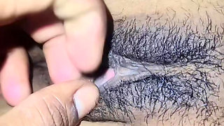 Drained water on the girl&#039;s pussy