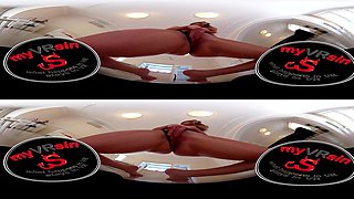 Rebecca Volpetti - Face Sitting 1 On 1 - Upskirt Fingering Shaved Pussy