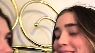 College Amateur Girls Throw Group Sex Party