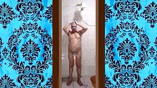 O Meu Banho Gostoso Com o Pau Duro 010