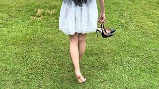 Black Classic Stiletto High Heels with No Back, 12 Cm Heels on Me and on the Beach, in the Sand