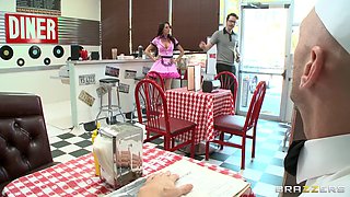 Hamburger, French Fries And The Breast With Johnny Sins, Kortney Kane - Brazzers