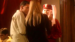 Wanda Curtis, Cassandra Wilde And Robert Rosenberg - Horny Tarts Vintage Mind-blowing Adult Video