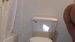 Nia in the bathroom 2: Big Ass, Amateur  Babe Porn