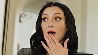 Wet mommy fucks horny big bootie best friend