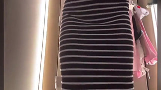 Fingering Tight Pussy in Fitting Room