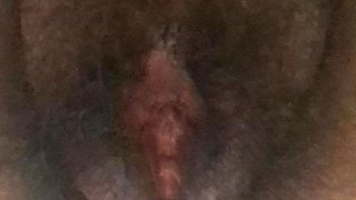 MILF Showing Her Hairy Pussy Live
