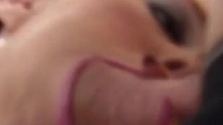 Provocative milf Syren Sexton gets two cocks