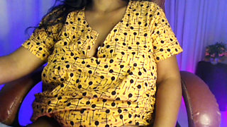Pregnant lady play with boobs and big bely.