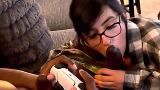 Dimitri Wants to Game but Aaliyah Yasin Has Other Ideas