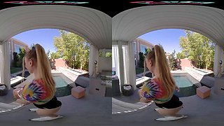 Anne claire clouds vr