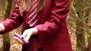 British 18-year-old in uniform uses she wee to piss outside