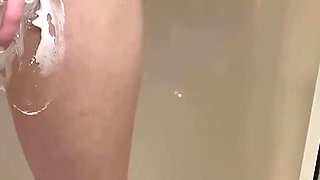 I shave my pussy in the shower in front of my boyfriend