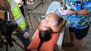 Dsc14-6) Amateur MILF Paisley Flowers Does Her First Medical Fetish Play