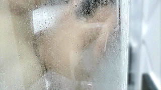 Mature Does Not Refuse18 Years Old Boy Without Condoms