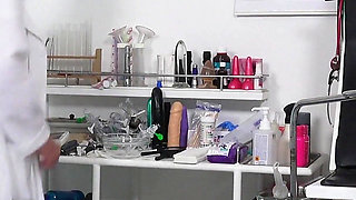 Naked Physical Exam of Hot Bonde MILF Ellis