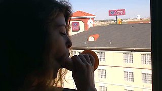 Cute amateur teen girl toying her pussy in bed on cam