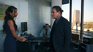 Skinny latina Vanessa Sky gives Lucky Fate a private erotic show