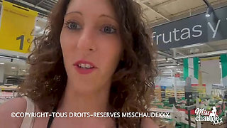 🇫🇷Misschaudexxx, exhibited in a supermarket