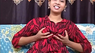 Beautiful alone gril showing her pussy finger in Creampie