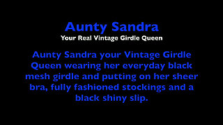Aunty Sandra in True Vintage Girdle Vgq78