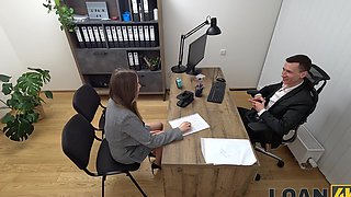 A young girl has anal sex with her boyfriend in a 69 pose in the office