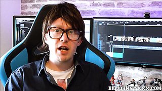 Pin-up Valentina and Big's babysitter action