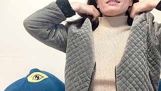 Hana Wear Clothes Then Go to Toilet Piss Water Her Pussy so Dirty