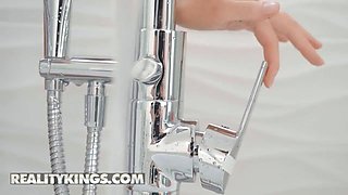 Reality kings - hot milf Isabelle Deltore’s vibrator flash in the bath tempts jordi into fucking shower Anal Sex