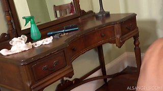 Cute teen morning masturbation