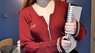 Hot amateur webcam teen masturbates for their fans