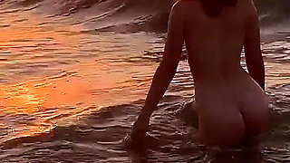 Naked Masturbation on the Sea!