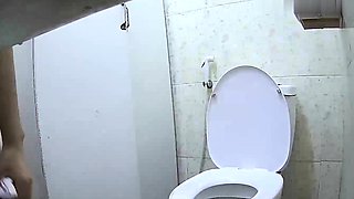 Teachers College Toilet ipcam